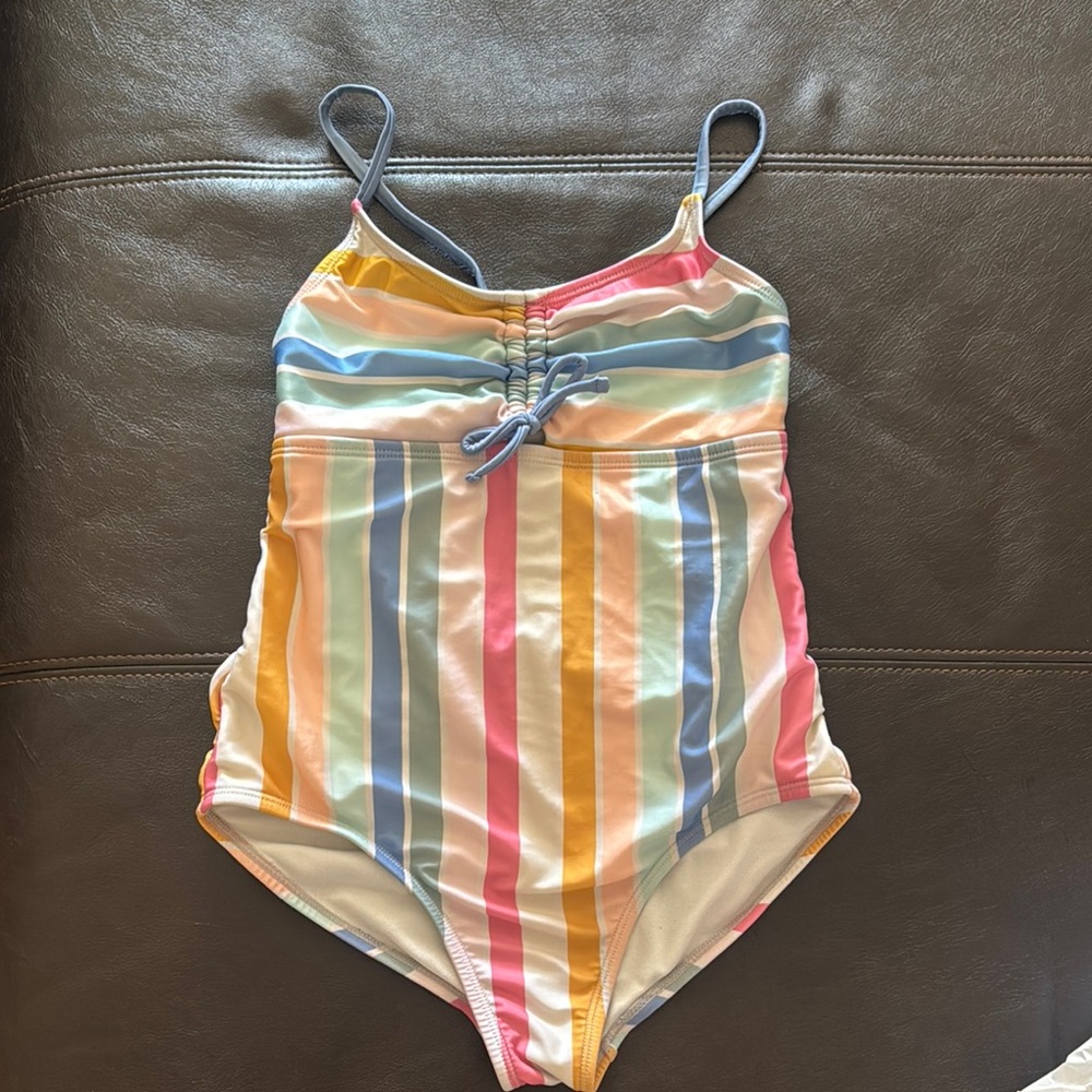 Wonder nation Girls size L (10/12) PLUS swimsuit